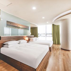 Superior Suite 2 Beds